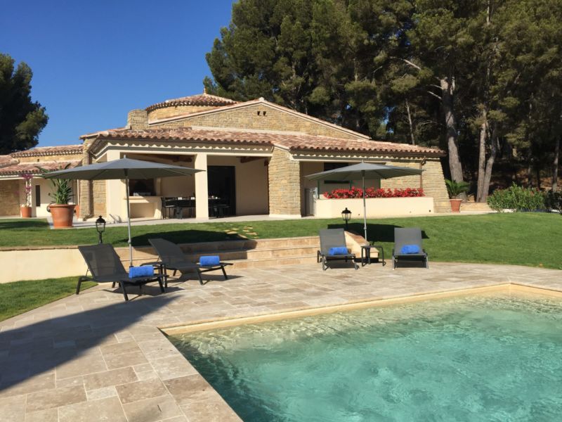 ... a salled-water swimming pool ...